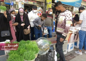 گزارش تصویری شیراز تحلیل از آخرین روز ۱۴۰۰ در چهارراه مشیر 6 نوروز شیراز چهاراره مشیر