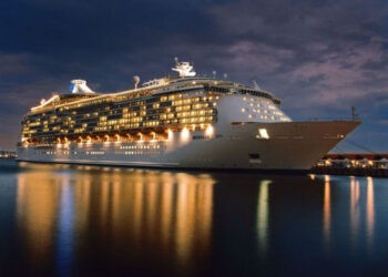 خط مسافری بنادر بوشهر و قطر عید فطر راهاندازی میشود 1 خط مسافری بنادر بوشهر و قطر عید فطر راهاندازی میشود