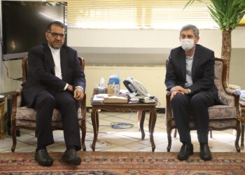 آنطور که استاندار فارس می گوید؛ ورود عمانی ها به فارس بیشتر می شود 4 شیراز تحلیل گردشگر عمان