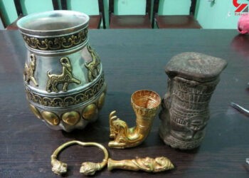 قاچاقچیان آثار باستانی در مجلس نفوذ کرده اند؟ 1 قاچاقچیان آثار باستانی در مجلس نفوذ کرده اند؟