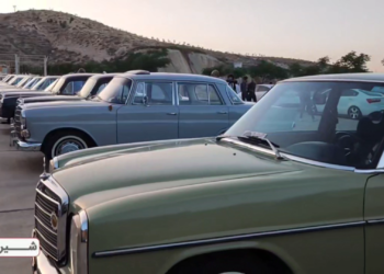 همایش خودروهای قدیمی در شیراز