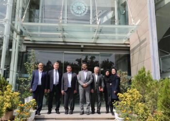 مجارستان دروازه صادرات کالا و خدمات استان فارس 3 مجارستان دروازه صادرات کالا و خدمات استان فارس