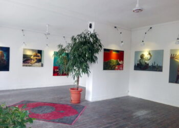 گالری گردی در شیراز؛ از دیوواارهول تا فرار مدیر کارگزاری 2 گالری سروناز شیراز