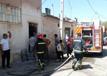 حریق منزل مسکونی با هوشیاری آتش نشانان مهار شد