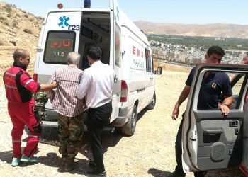 نجات کوهنورد ۶۵ ساله از ارتفاعات دراک 4 نجات کوهنورد ۶۵ ساله از ارتفاعات دراک