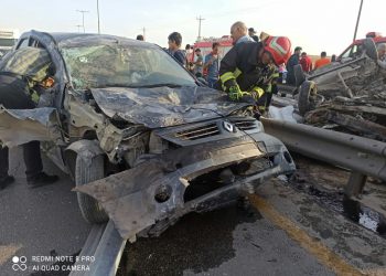 تصادف سه دستگاه خودرو سواری در دهنو شیراز 2 تصادف سه دستگاه خودرو سواری در دهنو شیراز