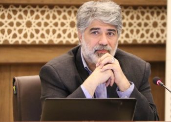 تبانی در معاملات و جعل اسناد میلیاردها تومان به شهرداری ضرر رسانده است 1 تبانی در معاملات و جعل اسناد میلیاردها تومان به شهرداری ضرر رسانده است