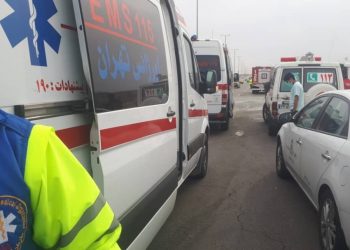 حادثه واژگونی اتوبوس جم - فیروزآباد ۱۸ مصدوم داشت 5 حادثه واژگونی اتوبوس جم - فیروزآباد ۱۸ مصدوم داشت