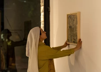 نگارخانه های شیراز در میانه تابستان 1401 روزهای پرکاری با تجربه می کنند.