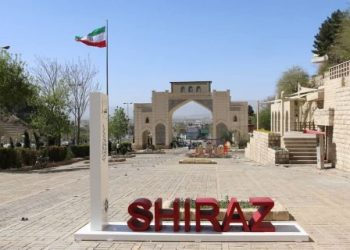 معرفی فرهنگ و آداب فارس با نصب المان ها در نوروز 3 معرفی فرهنگ و آداب فارس با نصب المان ها در نوروز