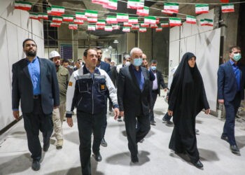 اسدی با پلِن... سه ایستگاه خط 2 مترو در آن قطار حرکت می کند 3 اسدی با پلِن… سه ایستگاه خط 2 مترو در آن قطار حرکت می کند