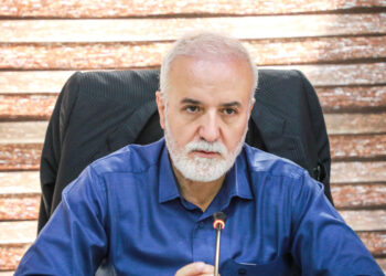 تعیبن تکلیف پروژه های عقب مانده 5 اسدی با پلِن… سه ایستگاه خط 2 مترو در آن قطار حرکت می کند