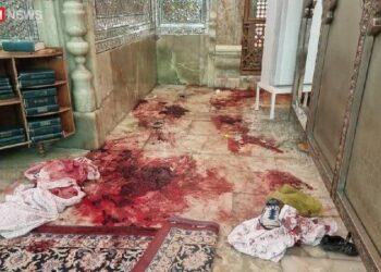 روایت تصویری خونبار درون حرم شاهچراغ 3 روایت تصویری خونبار درون حرم شاهچراغ