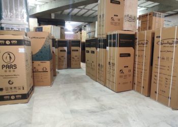 کشف انبار احتکار لوازم خانگی و پارچه در شیراز و ممسنی