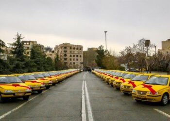 تاکسی های شیراز نو نوار می شوند؟ 5 تاکسی های شیراز نو نوار می شوند؟