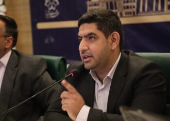 اگر موانع را برداریم شیراز بهشتی برای جذب سرمایه های سرگردان می شود 4 اگر موانع را برداریم شیراز بهشتی برای جذب سرمایه های سرگردان می شود