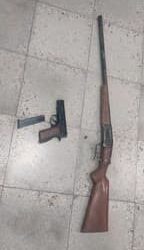 کشف و ضبط دو قبضه سلاح غیر مجاز در استهبان فارس 1 کشف و ضبط دو قبضه سلاح غیر مجاز در استهبان فارس