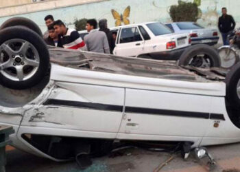 واژگونی خونین خودرو سواری در بلوار آزادی شیراز 2 واژگونی خونین خودرو سواری در بلوار آزادی شیراز