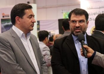 فارس برگزیده در توسعه گلخانه ها 3 فارس برگزیده در توسعه گلخانه ها