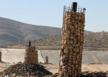 بازدید معاون قضایی دادگستری و مدیران حوزه شهری از محل دفع پسماند 3 بازدید معاون قضایی دادگستری و مدیران حوزه شهری از محل دفع پسماند