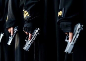 جذب پلیس افتخاری زن 2 جذب پلیس افتخاری زن