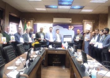 کتاب "والدیار" در آموزش و پرورش فارس رونمایی شد 2 کتاب “والدیار” در آموزش و پرورش فارس رونمایی شد