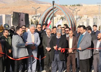 کلنگ زنی های سلسله وار پروژه های شهر شیراز