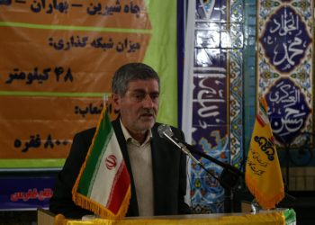 افتتاح گاز رسانی، مرکز جامع سلامت و طرح توسعه شبکه برق روستاهای اطراف شیراز