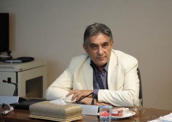 معنا و مفهوم ورود به اتاق ثروتمند شدن از راه رانت و لابی نیست 1 معنا و مفهوم ورود به اتاق ثروتمند شدن از راه رانت و لابی نیست