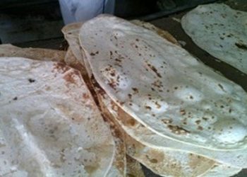 استفاده از آرد خارجی،کاهش کیفیت نان و گلایه شهروندان شیرازی