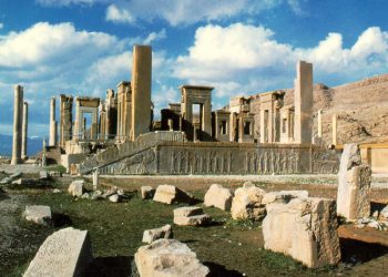 تخت جمشید پاک سازی شد 1 تخت جمشید پاک سازی شد