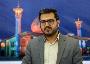 سرگردانی بازدید کنندگان از کاخ اردشیر بابکان و نبود برنامه ای برای روایتگری و معرفی این مکان تاریخی 3 ثبت بیش از یک میلیون تردد در فارس تا دوم فرودین