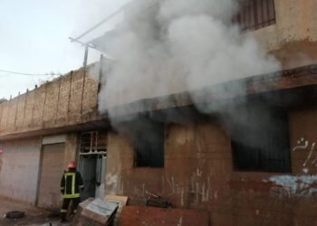 آتش سوزی انبار تشک در شیراز