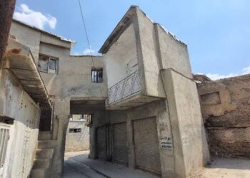 شهرداری خانههای بافت را متری ۸ میلیون قیمتگذاری کرده است! 2 شهرداری خانههای بافت را متری ۸ میلیون قیمتگذاری کرده است!