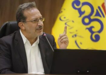 افزایش بهره وری در پرتو نیروی انسانی متخصص/تمرکز بر دانش افزایی کارکنان است