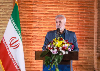 اسدی شیراز تحلیل