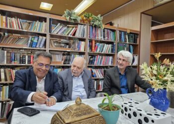 هم پیمانی بهزیستی فارس و مجمع خیرین شهر ساز و فرهنگ ساز شیراز 4 هم پیمانی بهزیستی فارس و مجمع خیرین شهر ساز و فرهنگ ساز شیراز