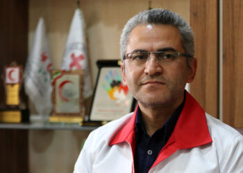 تشریح برنامه های گرامیداشت هفته جهانی هلال احمر و صلیب سرخ در شیراز 1 تشریح برنامه های گرامیداشت هفته جهانی هلال احمر و صلیب سرخ در شیراز