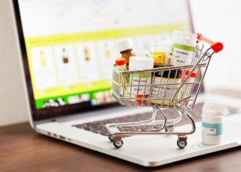 فروش دارو در فضای مجازی،غیرمجاز است 2 فروش دارو در فضای مجازی،غیرمجاز است