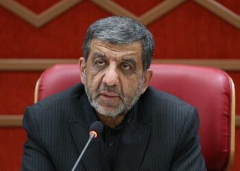 برخی از بناهای تاریخی ما تبدیل به سگدونی شده است 2 برخی از بناهای تاریخی ما تبدیل به سگدونی شده است