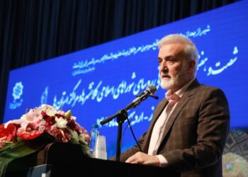 فقدان مدیریت واحد یکپارچه شهری چالش شهرداریها هست/ افزایش ۳۰۰ درصدی بودجه شهرداری شیراز طی سال گذشته 1 فقدان مدیریت واحد یکپارچه شهری چالش شهرداریها هست/ افزایش ۳۰۰ درصدی بودجه شهرداری شیراز طی سال گذشته