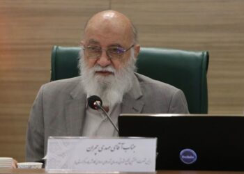 راهبرد وحدت و همدلی را در بطن شوراها آغاز کنیم/ نقش شهید سلیمانی و مدافعان حرم در امنیت داخلی 2 راهبرد وحدت و همدلی را در بطن شوراها آغاز کنیم/ نقش شهید سلیمانی و مدافعان حرم در امنیت داخلی