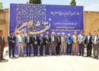 بخشی از موزه بلدیه به نمایش آثار هنرمندان اختصاص می‌یابد/ ایجاد روز بازار و بازارچه‌های فصلی صنایع‌دستی در شیراز