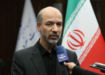 ساعت کاری ادارات در خرداد ماه،6 صبح تا 1 بعدازظهر