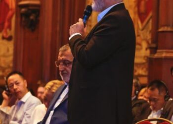 ضرورت کنشگری فعال کلانشهرها در عرصه دیپلماسی عمومی/ شیراز در دیپلماسی شهری پیشرو است 1 ضرورت کنشگری فعال کلانشهرها در عرصه دیپلماسی عمومی/ شیراز در دیپلماسی شهری پیشرو است