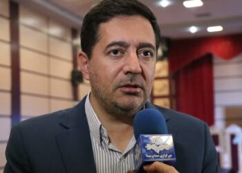 در اجرای الگوی کشت باید بُعد مسائل بازدارنده و تشویقی وجود داشته باشد