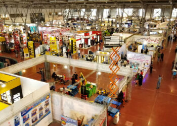 آغاز به کار چهار نمایشگاه تخصصی با محوریت توسعه آموزش در شیراز 2 آغاز به کار چهار نمایشگاه تخصصی با محوریت توسعه آموزش در شیراز