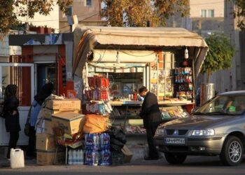 کیوسک های مطبوعاتی شیراز ساماندهی می شوند برگشت به فرهنگ و گذر از دخانیات و نوشیدنی