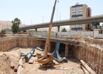 خط سوم قطارشهری شیراز بر مدار سازندگی 3 خط سوم قطارشهری شیراز بر مدار سازندگی