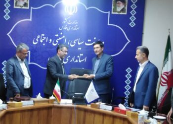 قاچاق کالا موجب تضعیف روحیه تولید کننده داخلی می شود 1 قاچاق کالا موجب تضعیف روحیه تولید کننده داخلی می شود